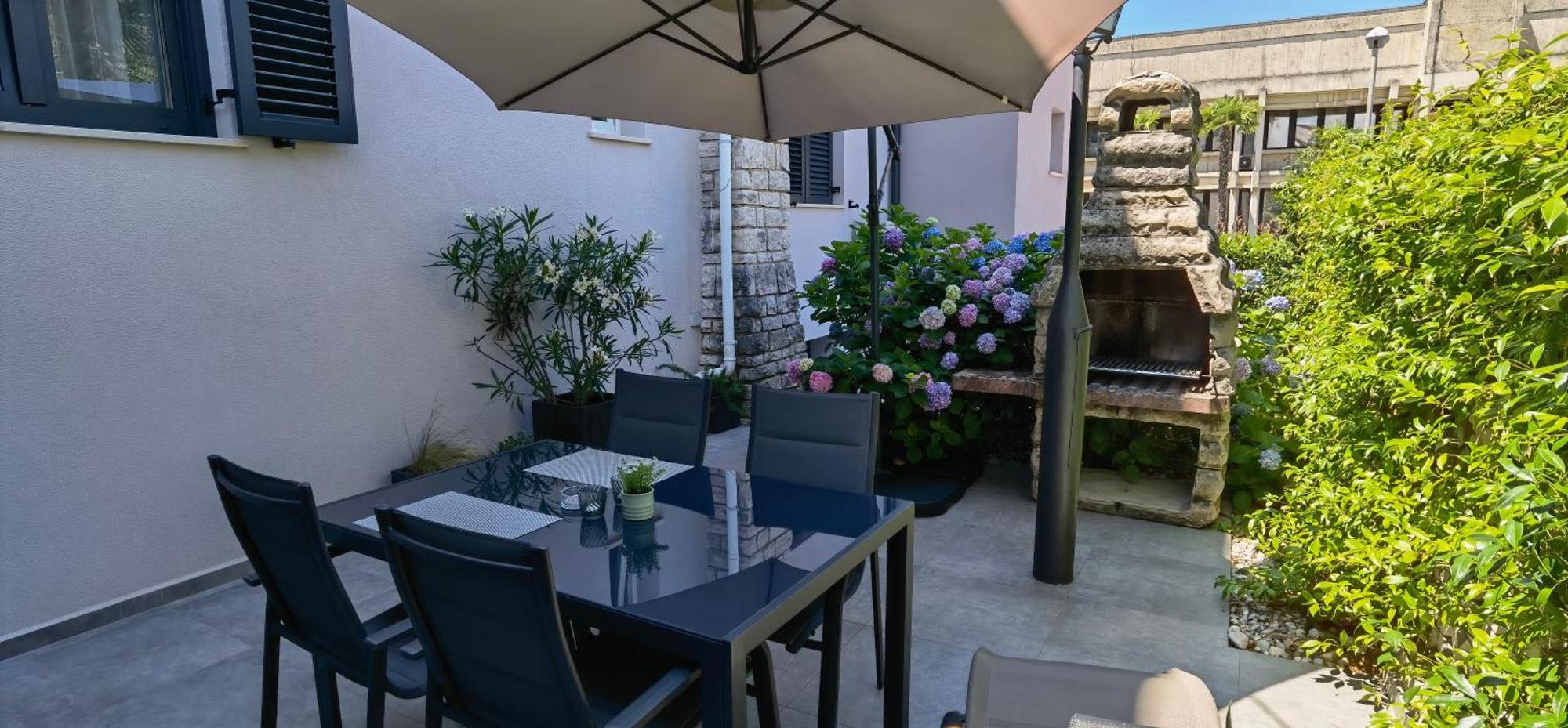 Stay In The Very Heart Of Porec - 50M To The Beach מראה חיצוני תמונה