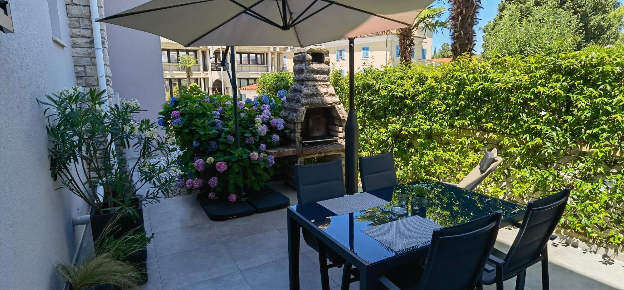 Stay In The Very Heart Of Porec - 50M To The Beach מראה חיצוני תמונה